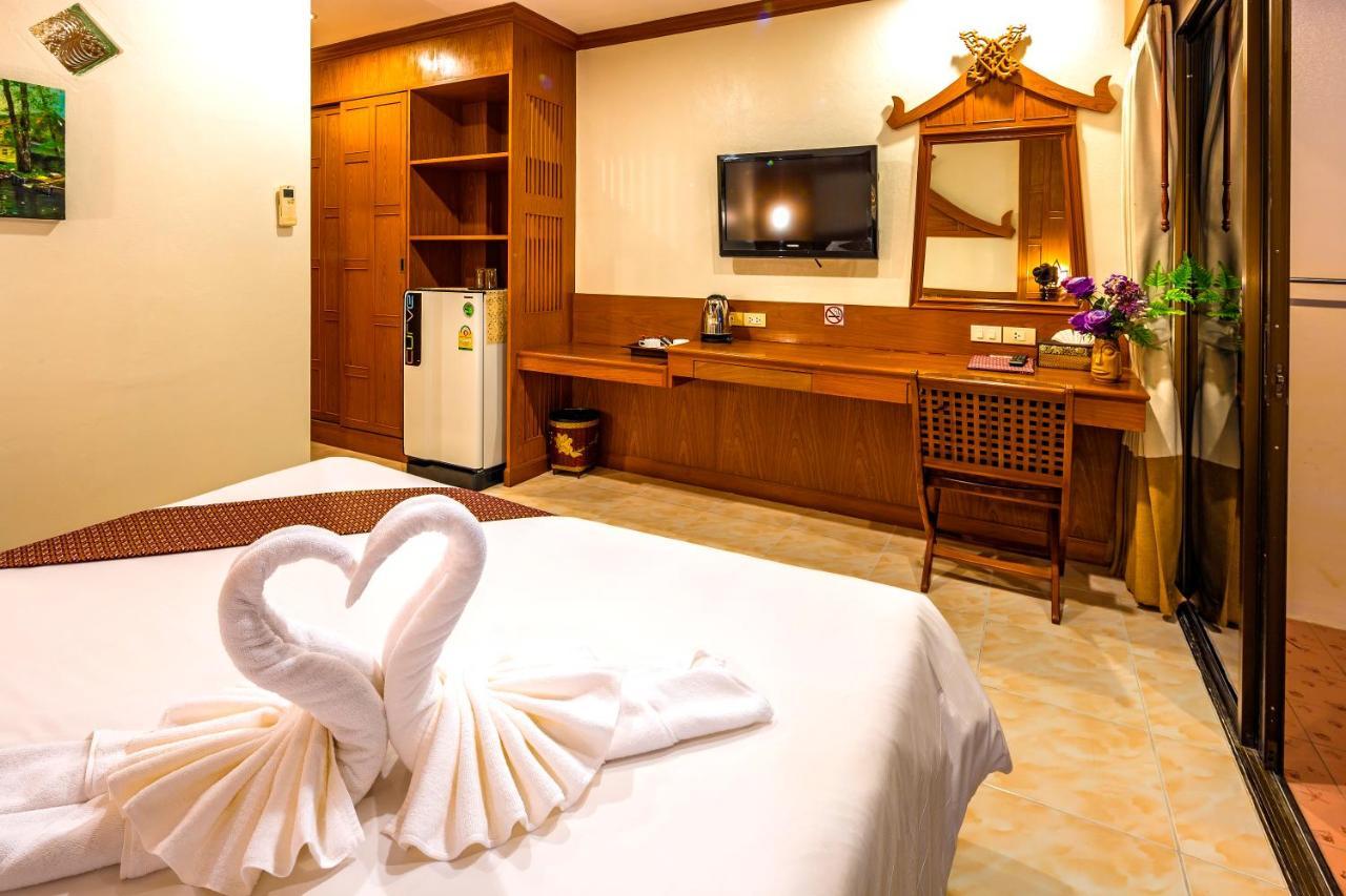 Patong Heaven Hotel Bagian luar foto